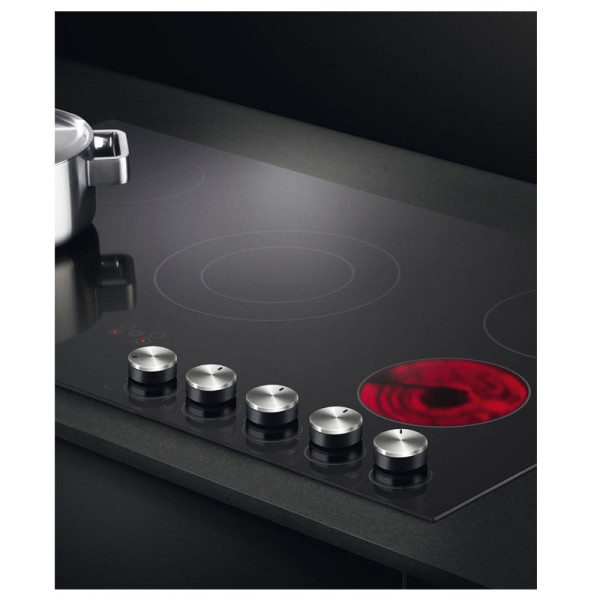 FISHER & PAYKEL 90CM 5 ZONE ELECTRIC COOKTOP CE905CBX2
