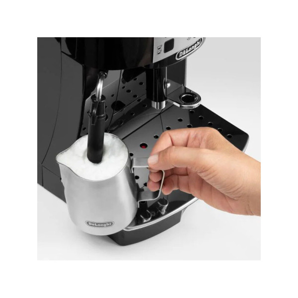 DELONGHI COFFEE MACHINE ECAM22.110.B