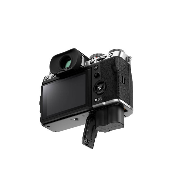 FUJIFILM INTERCHANGEABLE LENS X-T5 S/1680KIT SILVER WW1 CD